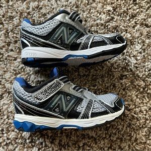 New Balance Blue Black Gray 689 Athletic Shoe Size 5.5